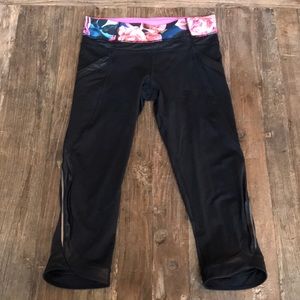 Lululemon - Crop Tights - size 6